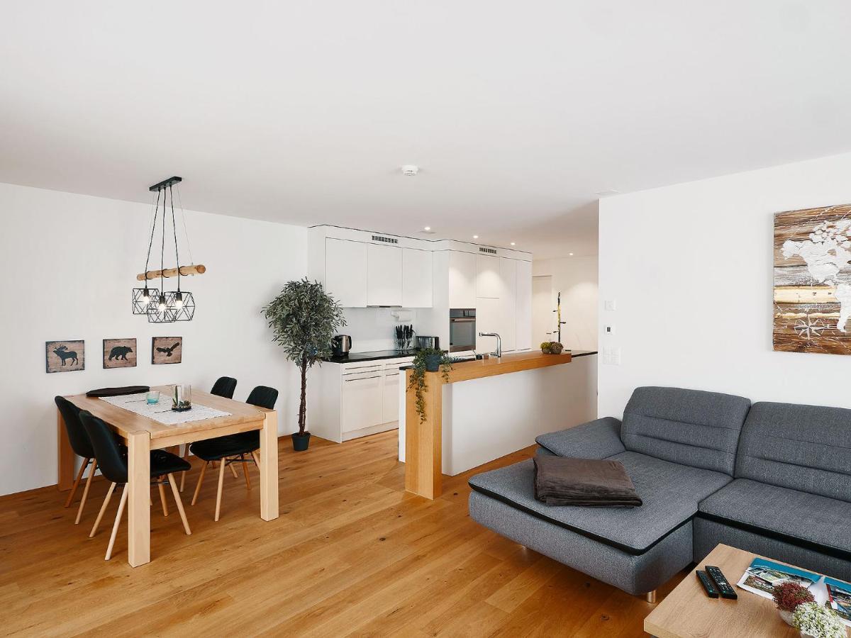 Montanas - Luxuswohnung Mit Kamin - Nahe Caumasee & Talstation Flims Zewnętrze zdjęcie