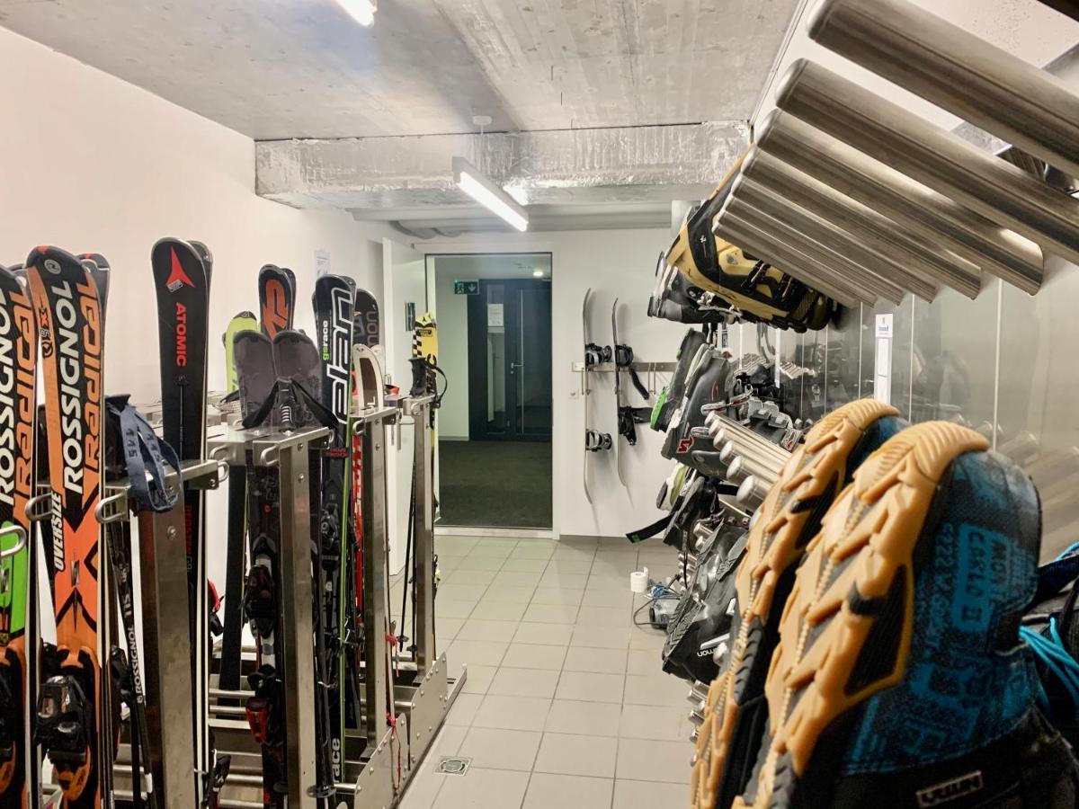 Montanas - Luxuswohnung Mit Kamin - Nahe Caumasee & Talstation Flims Zewnętrze zdjęcie